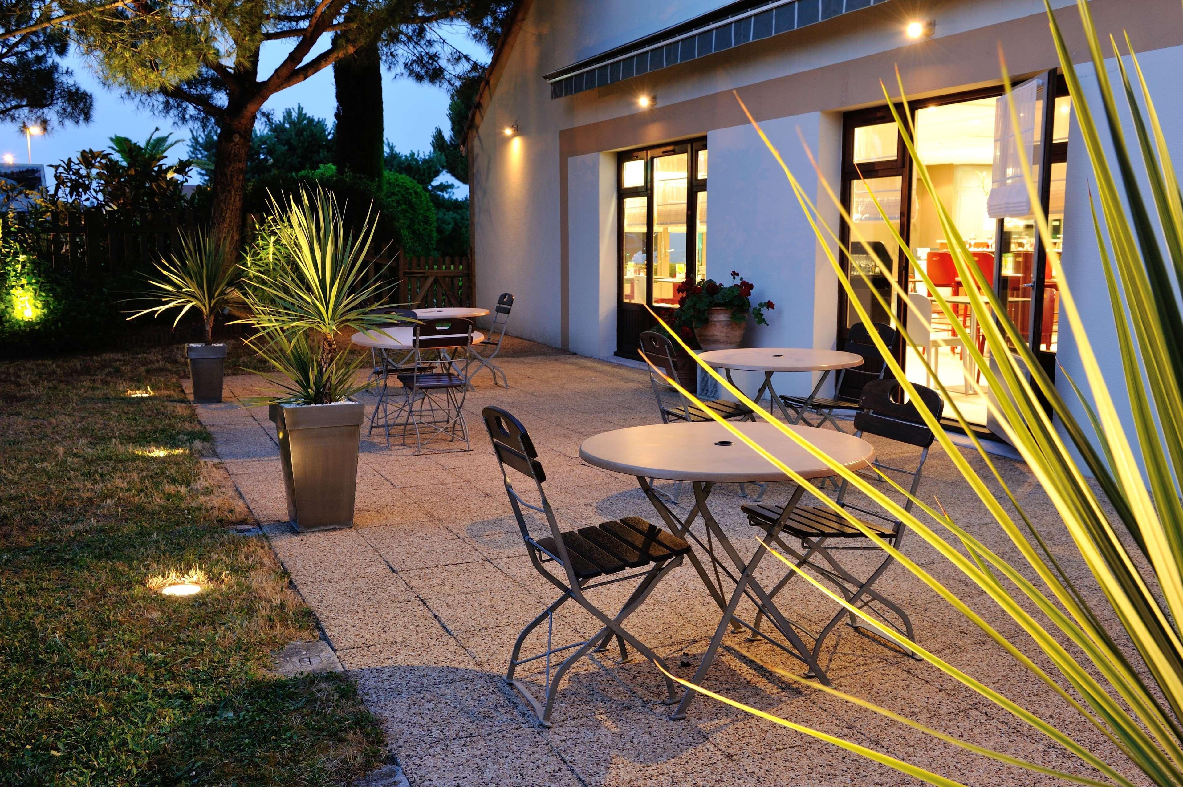 Hotel Campanile Marmande Exterior foto