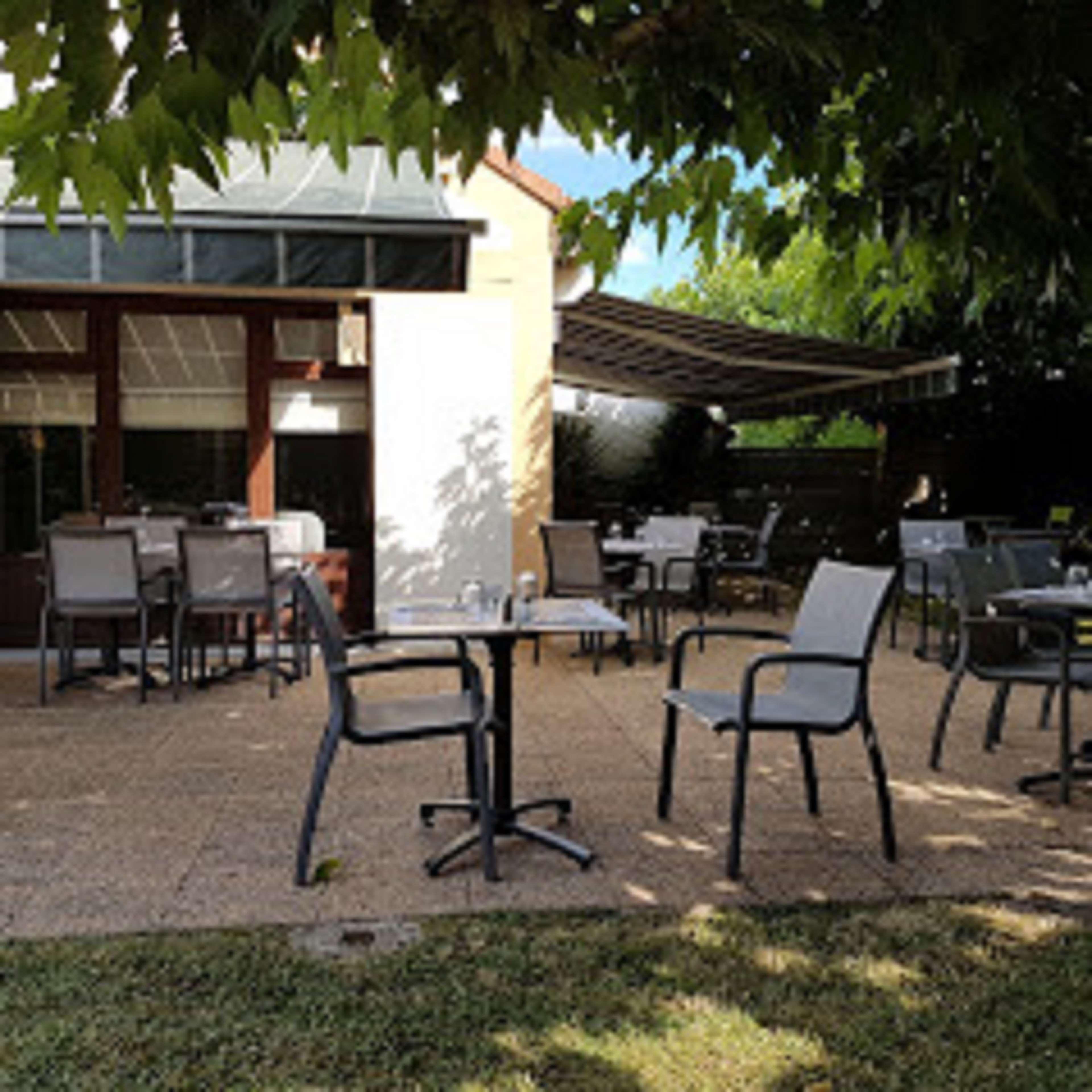 Hotel Campanile Marmande Exterior foto