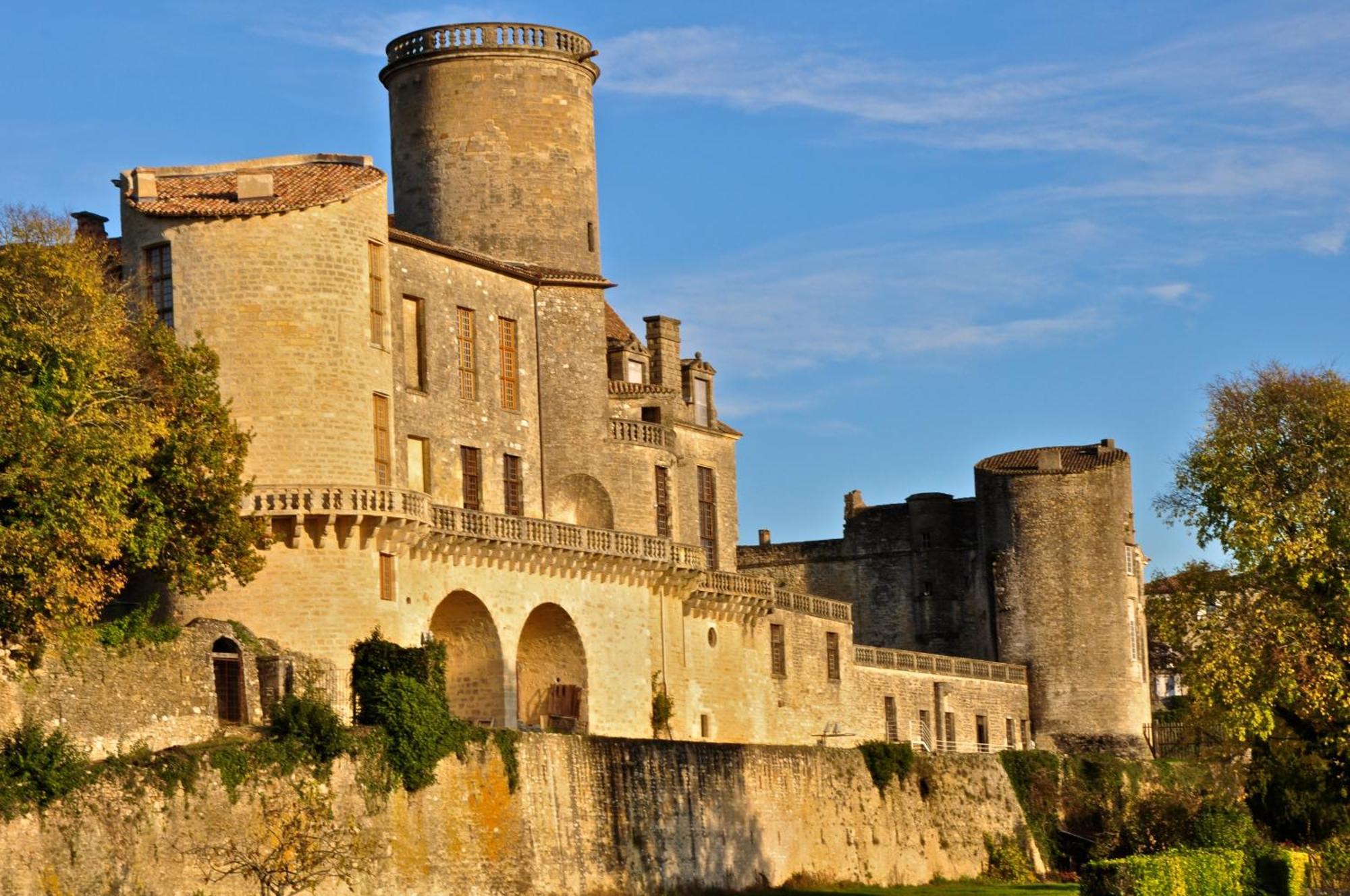 Hotel Campanile Marmande Exterior foto